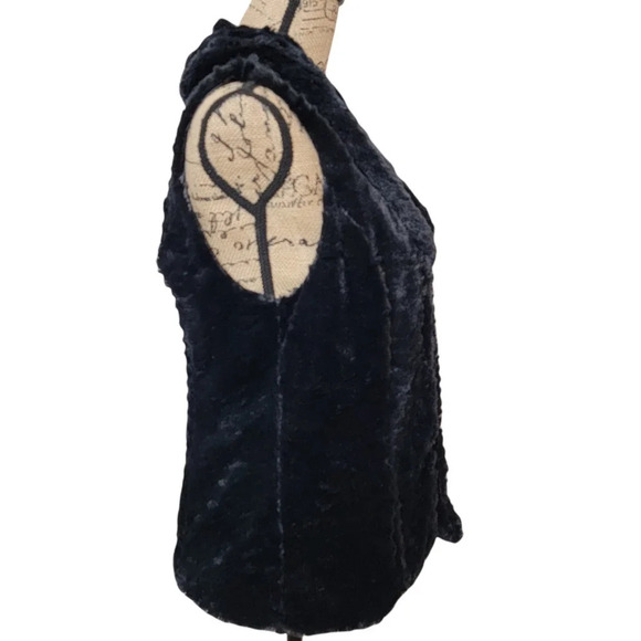 New Look Womens Soft Faux Fur Shawl Collar Lined Vest Jacket Size Small Black - Picture 2 of 12